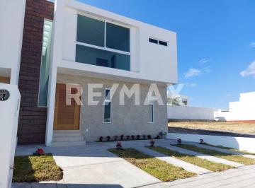 Casa · 195m² · 3 Recámaras · 2 Estacionamientos · Casas en Venta en Bio Grand Juriquilla Peserve