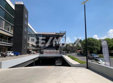 Local comercial · 130m² · 2 Estacionamientos · Local en Renta en Planta Baja La Reserva El Campanario Clr - Ae - (4)