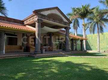 Quinta · 1000m² · 9 Recámaras · 18 Estacionamientos · Quinta en Venta, Temixco, Temixco, Morelos.