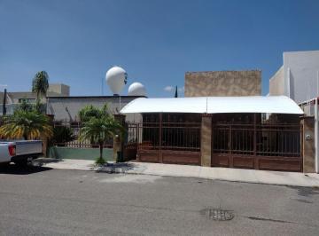 Casa de 3 habitaciones, Corregidora · Casa de Una Planta en Queretaro con Ubicación Estratégica, Oportunidad Unica!