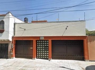 Casa de 4 habitaciones, Azcapotzalco · Casa en Venta en Claveria