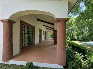 Casa de 10 habitaciones, Tepoztlán · Tepoztlán: Enorme Casa