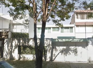 Casa · 220m² · 4 Recámaras · 3 Estacionamientos · Casa en Venta en La Alcaldia Benito Juarez, Remate Bancario