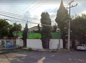 Casa · 375m² · 4 Recámaras · 2 Estacionamientos · Casa con Jardín en Jardines del Sur, Xochimilco, en Remate