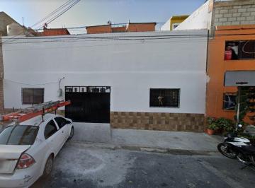 Casa · 218m² · 3 Recámaras · 2 Estacionamientos · Casa en Vasco de Quiroga, Gustavo a Madero, en Remate