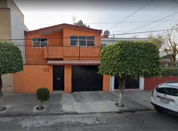 Casa · 220m² · 3 Recámaras · 2 Estacionamientos · Casa en Remate Bancario, Azcapotzalco