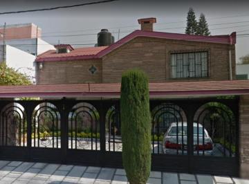 Casa · 380m² · 4 Recámaras · 4 Estacionamientos · Casa en Remate Bancario, Atizapan de Zaragoza