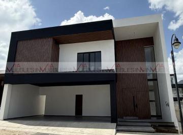 Casa · 480m² · 4 Recámaras · 3 Estacionamientos · Casa en Venta en La Joya Privada Residencial
