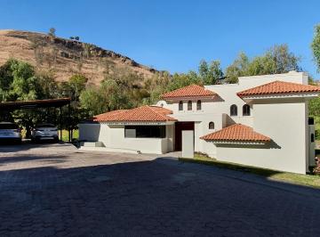 Casa de 3 habitaciones, Zapopan · Se Vende Hermosa Casa a Pie de Campo de Golf