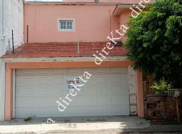 Casa de 3 habitaciones, Querétaro · Residencia a Pasos de Los Arcos, Lista Para Remodelar, Ofrezca, Sólo Contado!