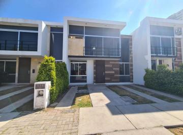 Casa · 156m² · 3 Recámaras · 2 Estacionamientos · Venta de Casa Modelo Luxa en Soberna Residencial de 3 Recamaras