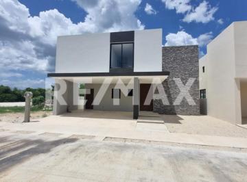 Casa · 294m² · 3 Recámaras · 2 Estacionamientos · Casa en Venta en Residencial Entre Parques, Mérida Yucatán. - (4)