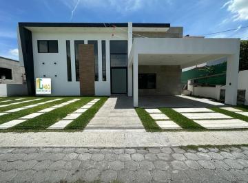 Casa de 5 habitaciones, Atlatlahucan · Casa en Venta en Lomas de Cocoyoc