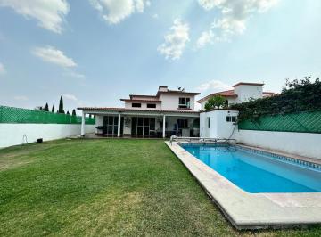 Casa de 5 habitaciones, Atlatlahucan · Casa en Venta en Lomas de Cocoyoc, Morelos