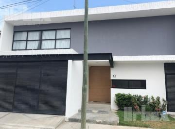 Casa · 2 Recámaras · 1 Estacionamiento · Se Vende Hermosa Casa en Fracciorama 2000, Campeche.