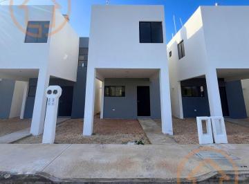 Casa · 82m² · 2 Recámaras · 1 Estacionamiento · Casa en Caucel Lomas II