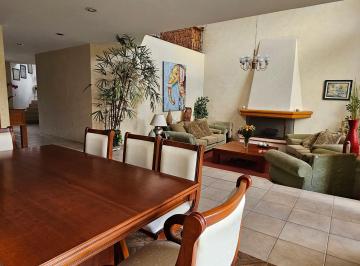 Casa de 3 habitaciones, Atizapán de Zaragoza · Casa en Venta en Lomas de Valle Escondido, Zona Esmeralda.