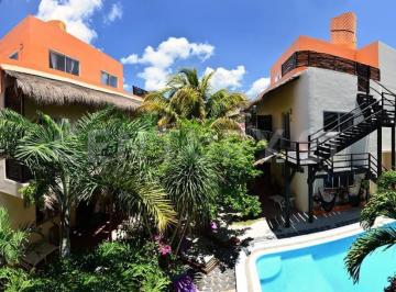 Edificio · 1000m² · 12 Recámaras · 4 Estacionamientos · Edificio Comercial en Venta en Tulum, Quintana Roo