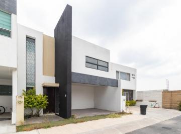 Casa en condominio de 3 habitaciones, Querétaro · Casa en Venta en Hacienda Santa Fe Juriquilla