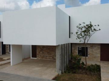 Casa · 305m² · 3 Recámaras · 2 Estacionamientos · Casa en Venta de 3 Recámaras en Conkal