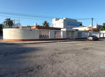 Casa · 1200m² · 3 Recámaras · 6 Estacionamientos · Casa en Renta en Excelente Ubicación Comercial