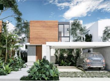 Casa · 229m² · 3 Recámaras · 2 Estacionamientos · Casas en Venta, en Privada Fiora Residencial, Cholul.