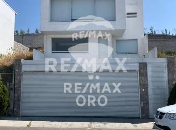 Casa · 350m² · 4 Recámaras · 3 Estacionamientos · Casa Venta Tejeda - (4)