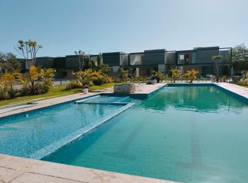 Casa de 3 habitaciones, Mérida · Casa en Venta Mérida, Cholul con Alberca y Amenidades Familiares