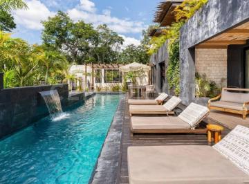 Casa · 790m² · 5 Recámaras · 2 Estacionamientos · Casa en Venta en Tulum Centro, Quintana Roo
