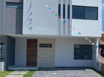 portada · Casa en Venta en Valle Imperial Coto Castaño