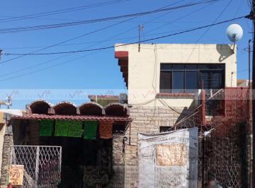 Casa · 240m² · 4 Recámaras · Casa en Venta en Casco Urbano