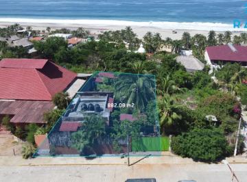 Inmueble productivo urbano de 2 habitaciones, Santa María Colotepec · Propiedad Vista Al Mar y Carretera Puerto Escondido