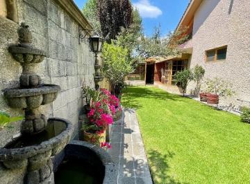 Casa en condominio · 420m² · 4 Recámaras · 6 Estacionamientos · Venta de Residencia en Interlomas Huixquilucan Estado de México