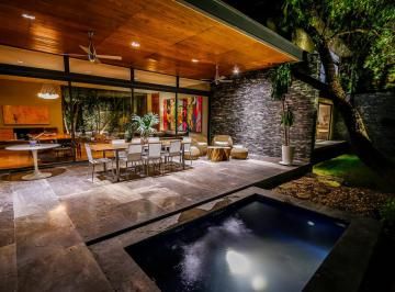 Casa de 5 habitaciones, Querétaro · Venta de Casa con Acabados de Lujo en Villas del Mesón Juriquilla