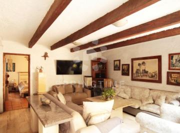 Casa de 3 habitaciones, Jiutepec · Versátil Propiedad con Uso Comercial en Av Principal