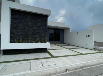 Casa de 3 habitaciones, Alvarado · Casa Nueva en Venta 1 Piso Tres Recamaras, Casa Club, Alberca