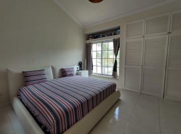 Casa · 250m² · 4 Recámaras · 4 Estacionamientos · Casa en Cancún Sm 3
