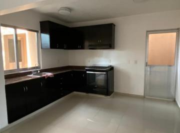 Casa · 133m² · 3 Recámaras · 2 Estacionamientos · Casa en Renta Fraccionamiento Sol Campestre