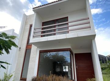 Casa en condominio de 2 habitaciones, Corregidora · Casa en Venta