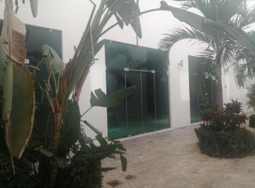 Casa uso de suelo de 1 habitación, Cancún · En Renta Local,260 M&sup2;,mezanine, con Baños, Luz, Estacionamiento,$75,000