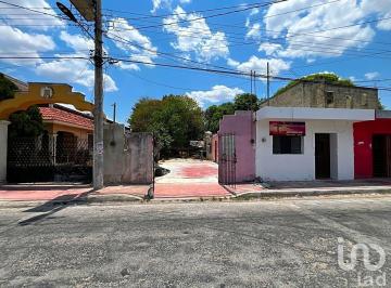 Terreno / Lote · 675m² · Rento Terreno Para Negocio en El Centro de Hunucma, Yucatan.
