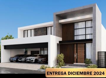 Casa · 1064m² · 5 Recámaras · 4 Estacionamientos · Casa en Venta en Sierra Alta 9o Sector