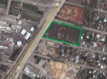 Terreno / Lote · 8000m² · Terreno en Venta en Av Transistmica
