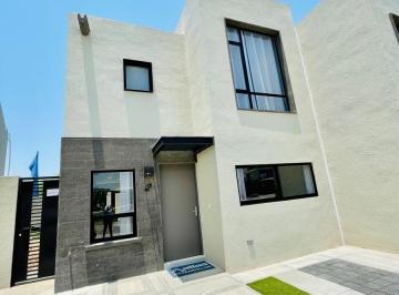 Casa en condominio · 114m² · 4 Recámaras · 2 Estacionamientos · Casa Nueva en Venta Zakia Queretaro