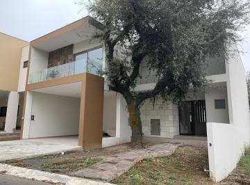 Casa · 442m² · 4 Recámaras · 3 Estacionamientos · Casa en Venta en La Joya Residencial