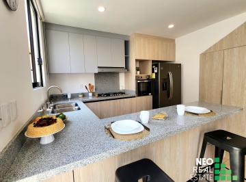 Casa de 3 habitaciones, El Marqués · Casa con Roof en Venta en Zibata