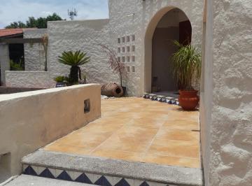 Quinta de 3 habitaciones, Puebla · Casa de un Piso Periférico Ideal Para Clínica Spa Asilo Centro Holistico