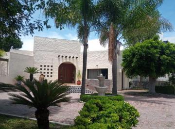 Quinta de 3 habitaciones, Puebla · Casa de un Piso Periférico Ideal Para Clínica Spa Asilo Centro Holistico