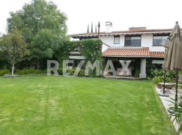 Casa en condominio de 3 habitaciones, Querétaro · Casa en Venta en Villas del Mesón Queretaro