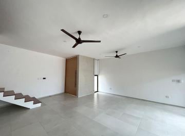Casa de 2 habitaciones, Mérida · Townhouse de 2 Recámaras, con Alberca, en Privada Zona Norte.